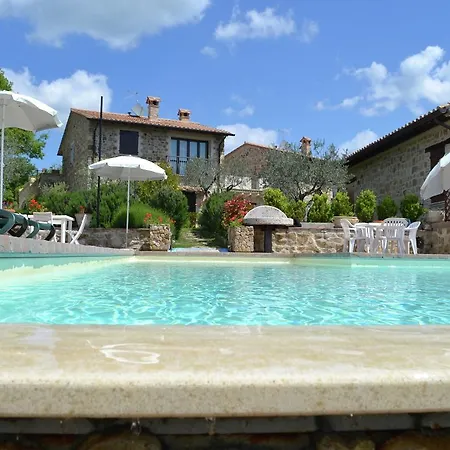 Countryside Holiday With Jacuzzi In