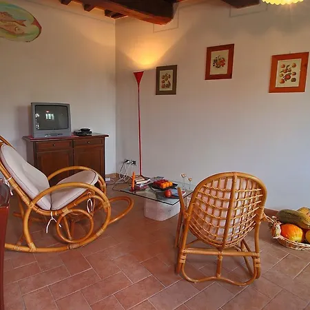 بيت للعطل Countryside Holiday With Jacuzzi In Collazzone